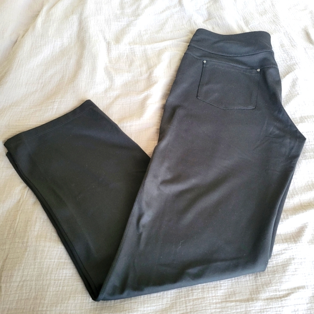Royal Robbins Trim Fit Black Women's Size XL hiking sports pants NWOT